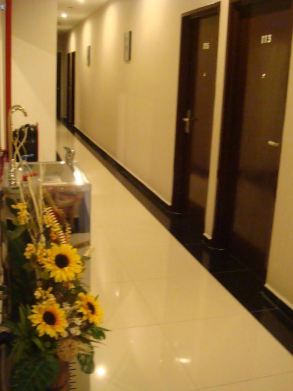 In@Hotel Джохор Бахру Екстериор снимка